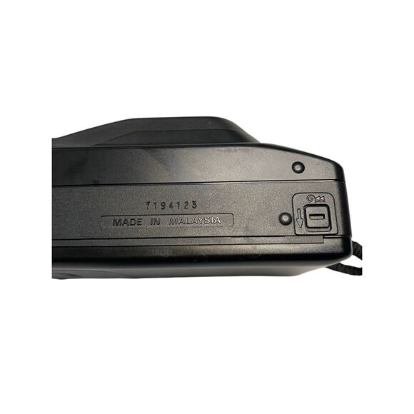 Nikon Nice Touch Zoom 35mm Point And Shoot Camera With Case 35-60mm Macro Black - Picture 8 of 16